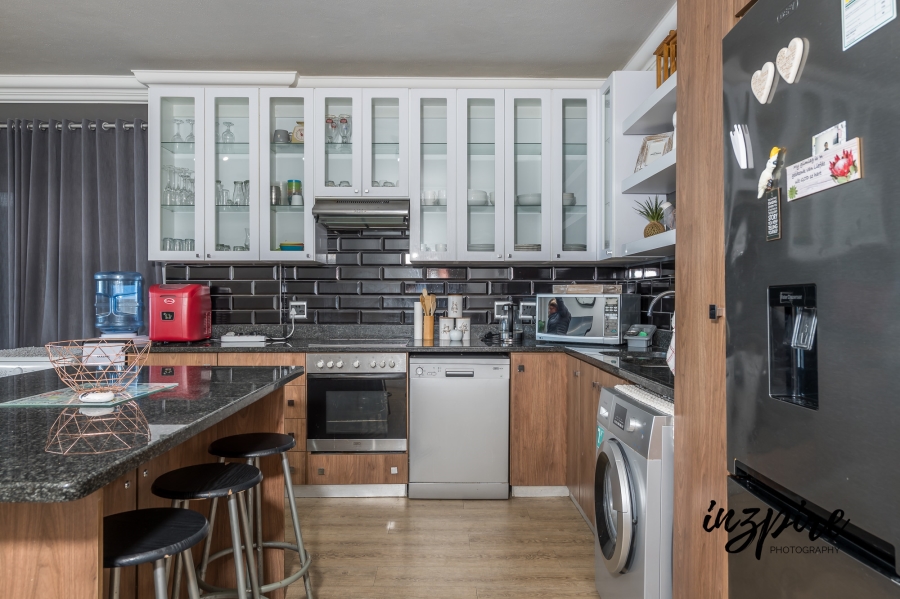 3 Bedroom Property for Sale in Diaz Beach Western Cape